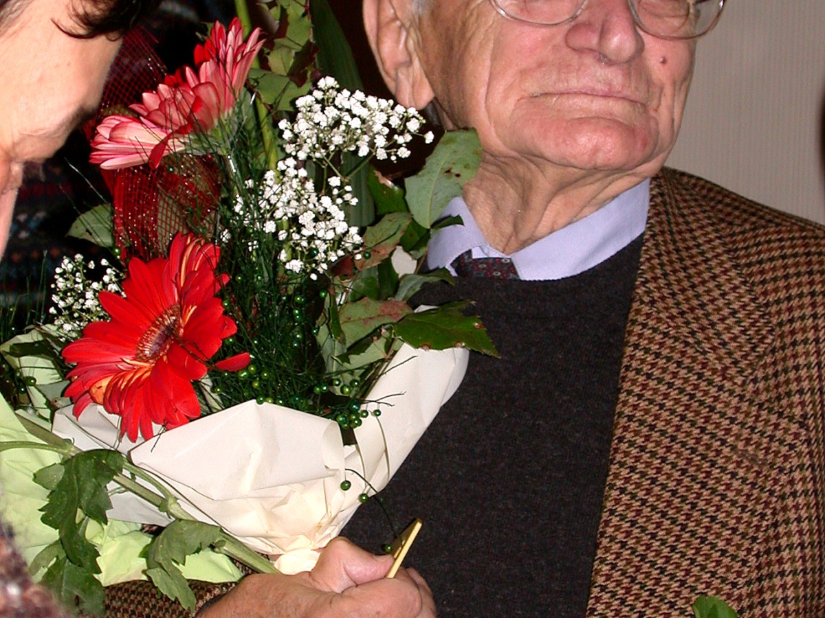 102 години от рождението на Валери&nbsp;Петров